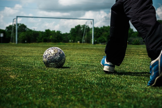 阿尔瓦雷斯 阿尔瓦雷斯